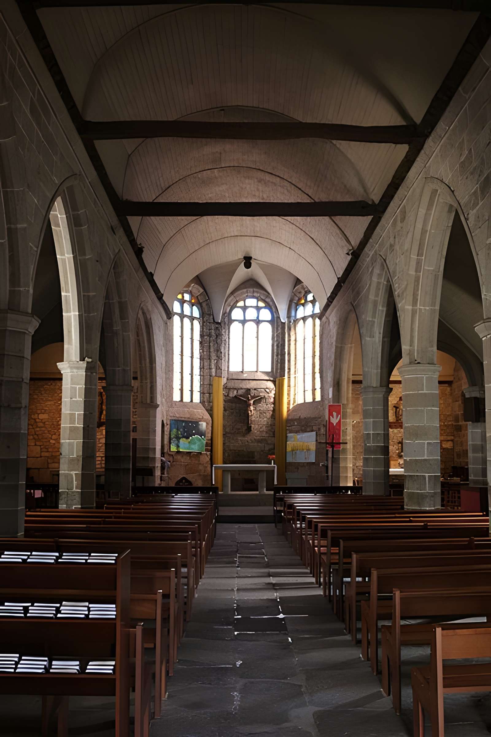 Église Saint-Yves d'Huelgoat