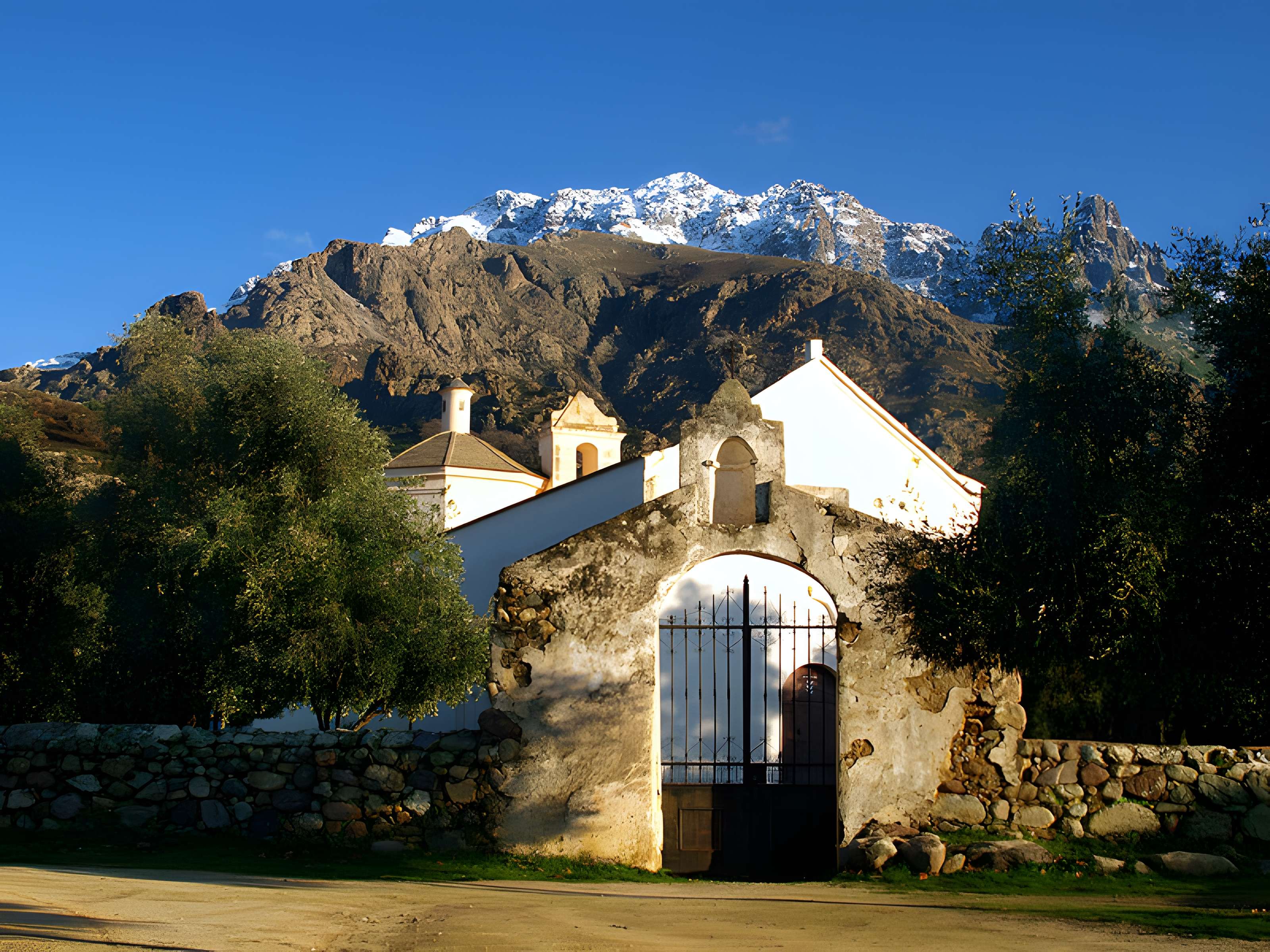 Église Santa Restituta de Calenzana