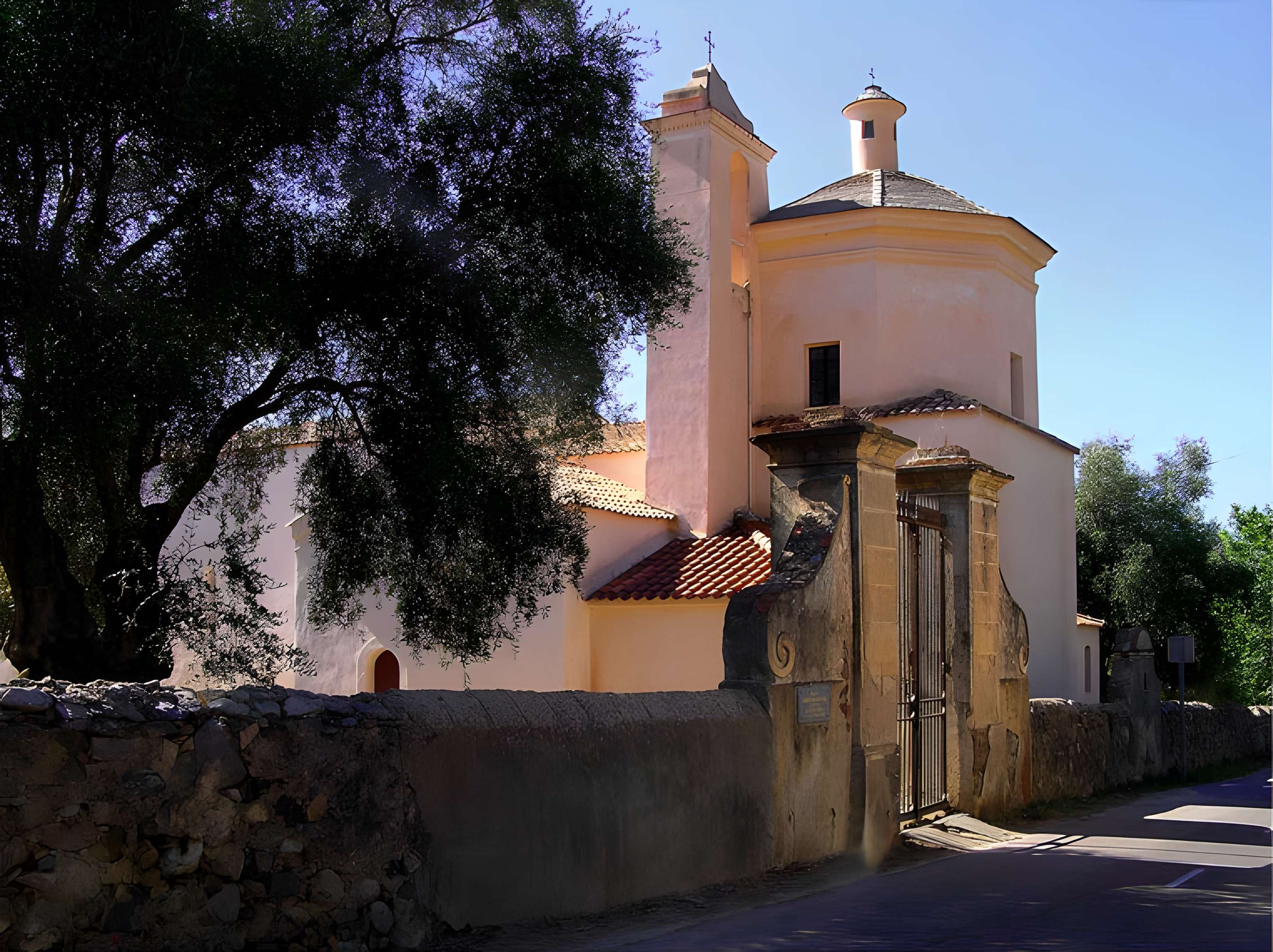 Église Santa Restituta de Calenzana