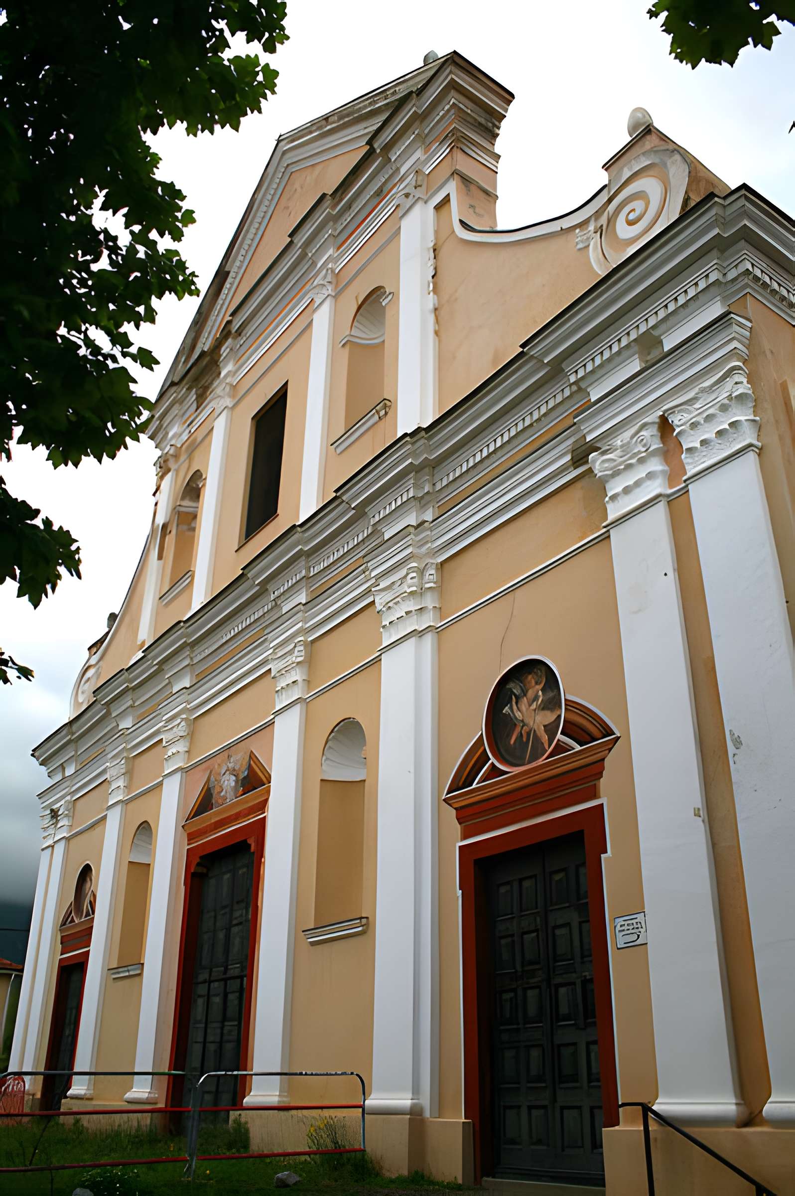Église Santa Restituta de Calenzana