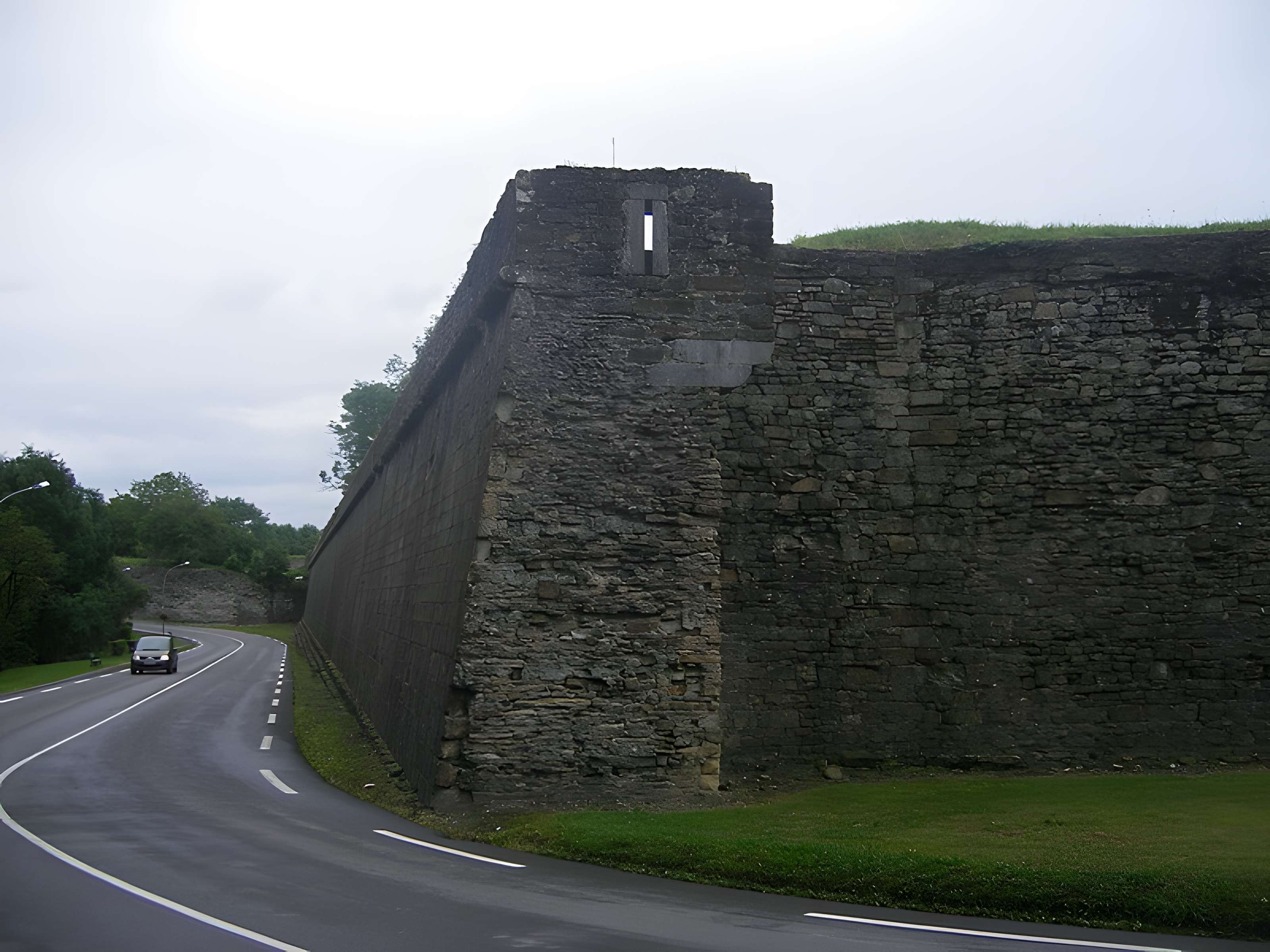 Enceinte bastionnée de Navarrenx