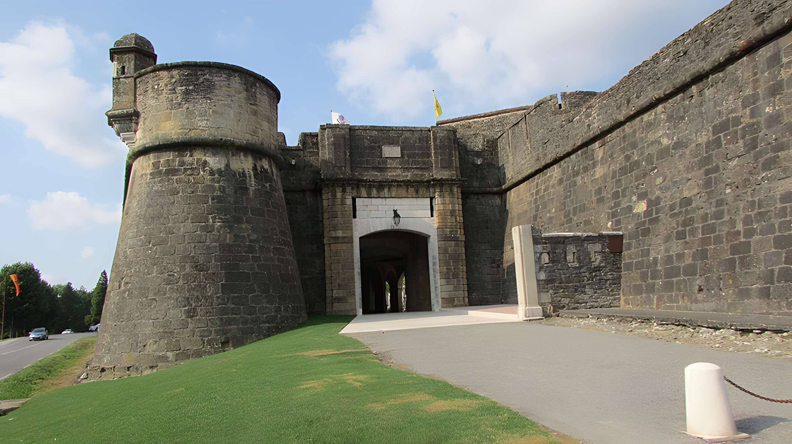 Enceinte bastionnée de Navarrenx