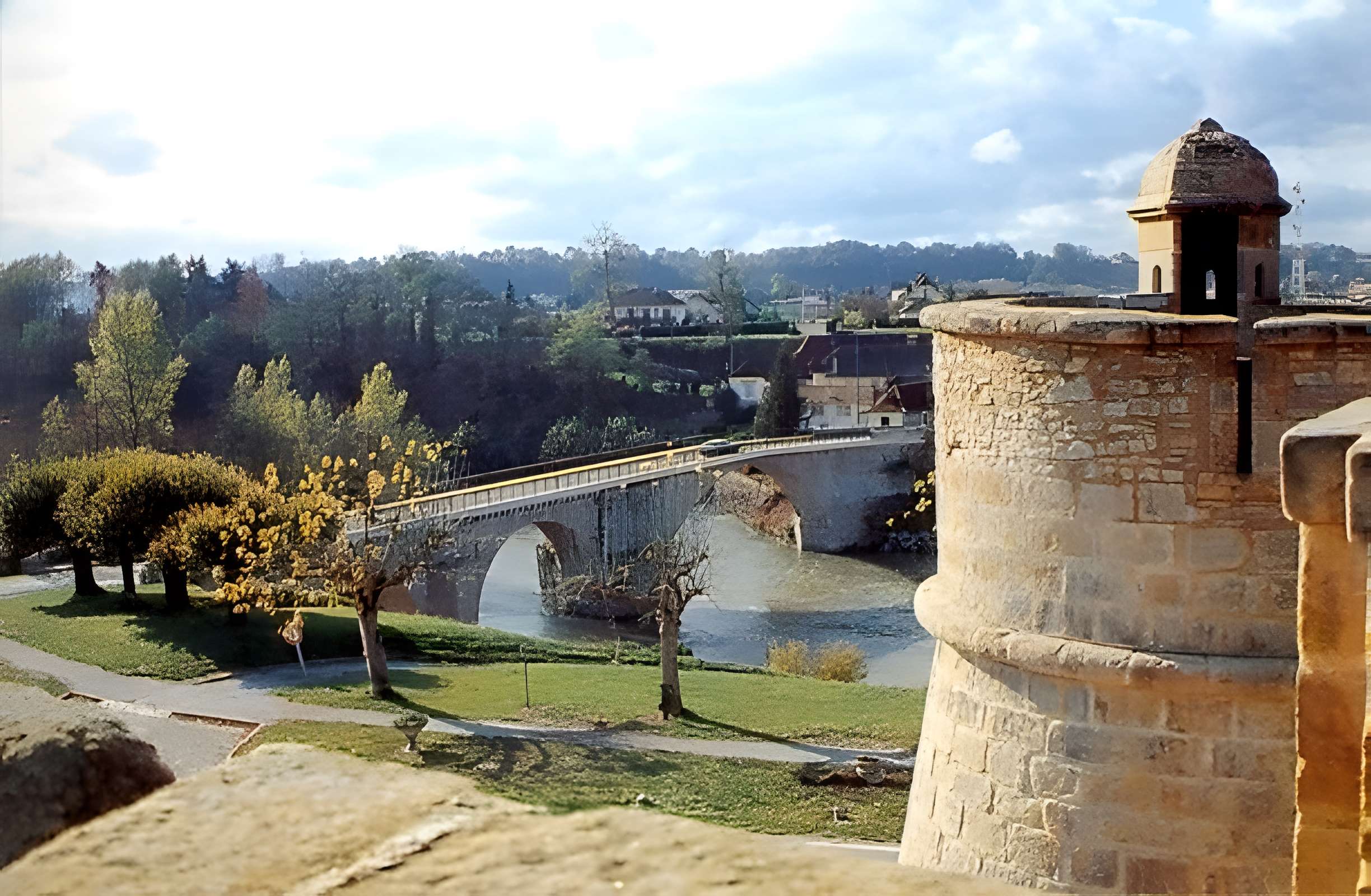 Enceinte bastionnée de Navarrenx