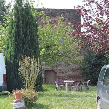 Enceinte de Bâgé-le-Châtel