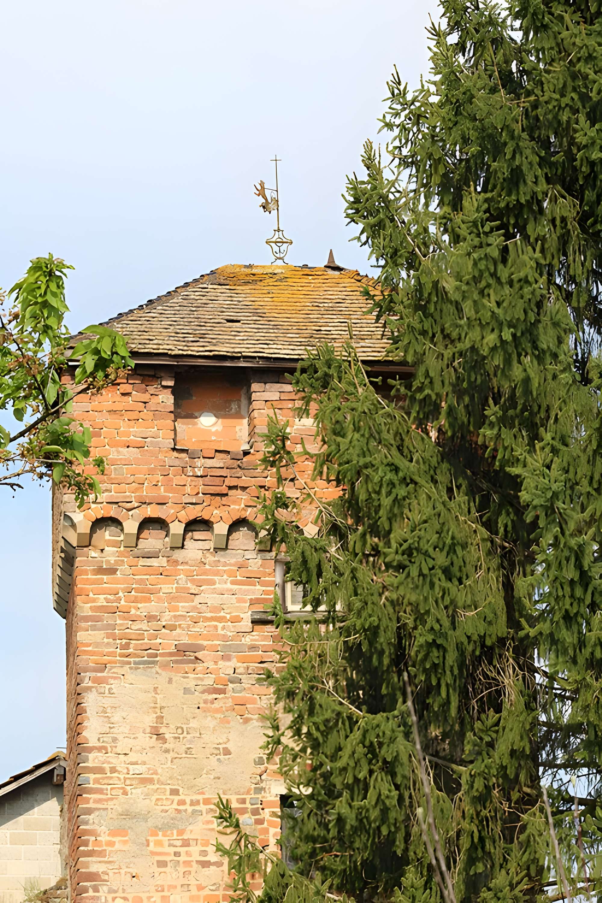 Enceinte de Bâgé-le-Châtel