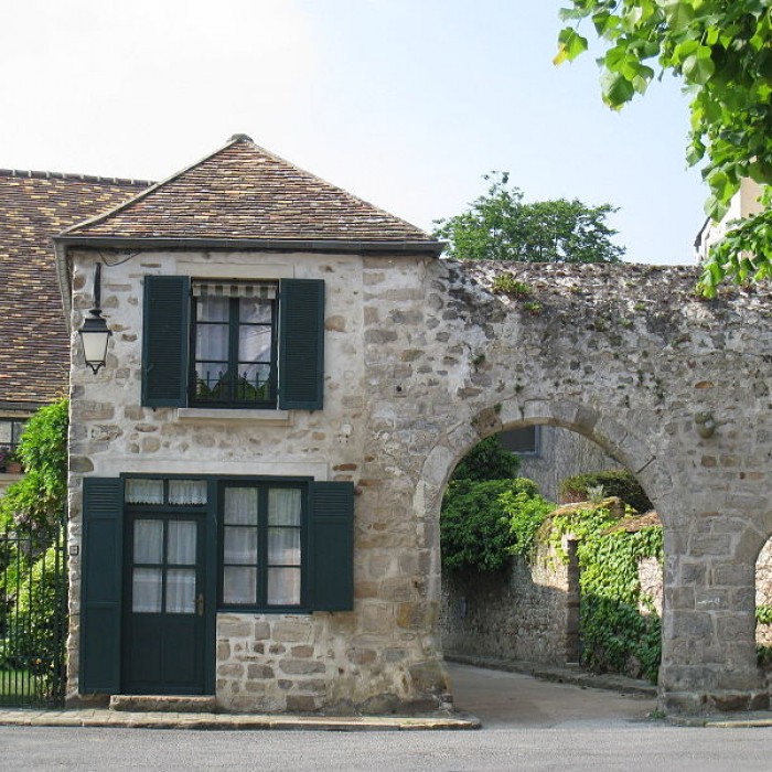 Photo de Enceinte de Saint-Sulpice-de-Favières