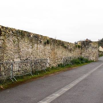 Enceinte du Grand-Andely