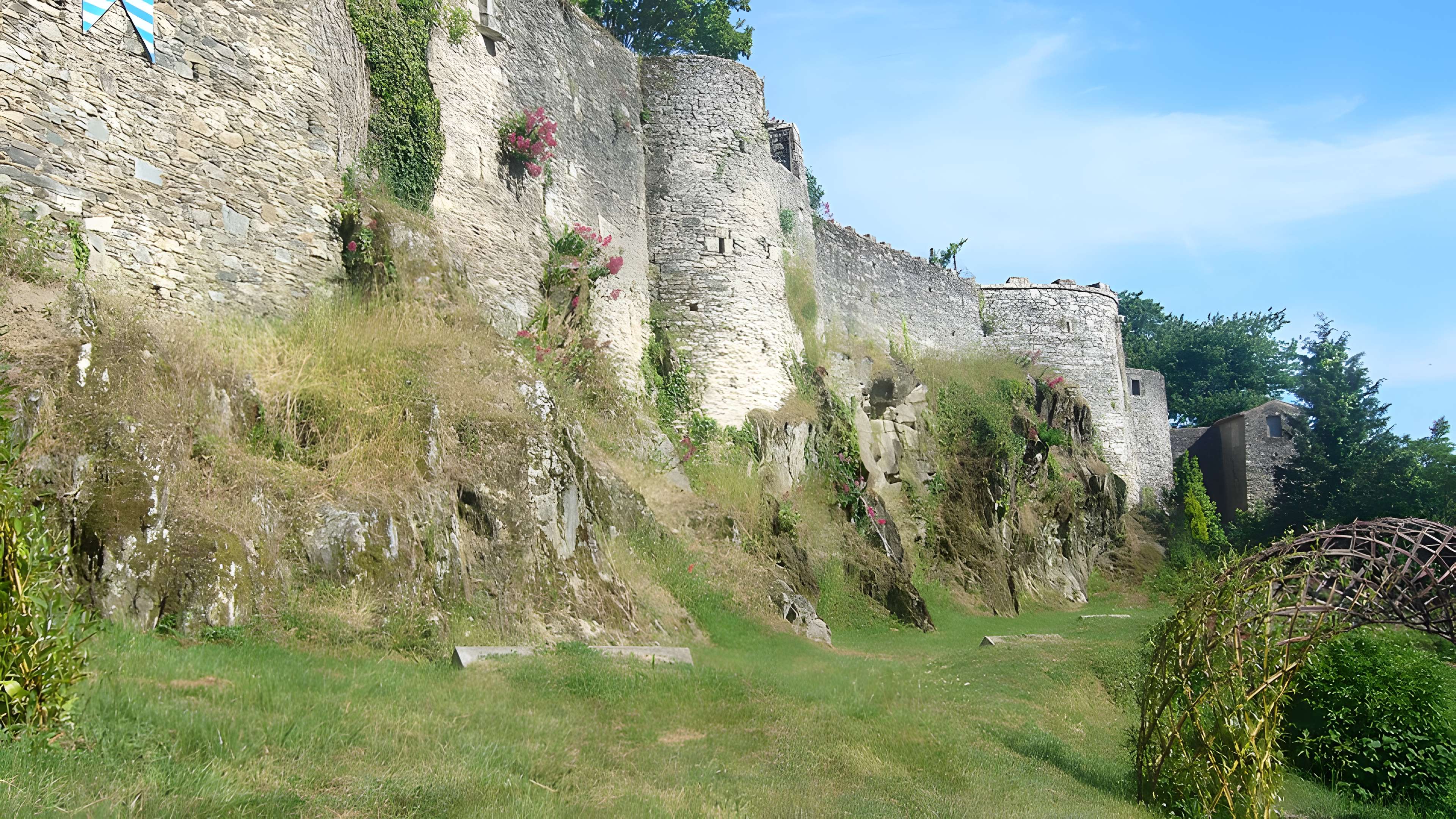 Enceinte fortifiée de Vouvant