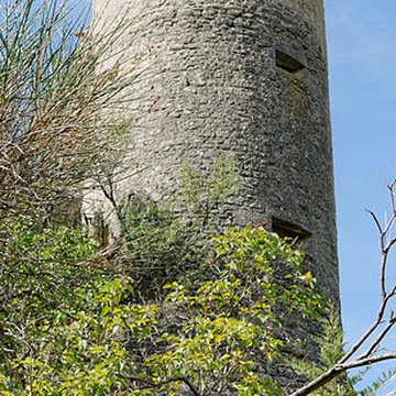Enceinte médiévale de Cucuron