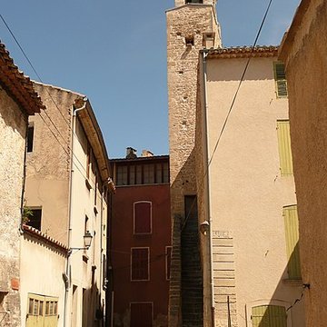 Enceinte médiévale de Cucuron