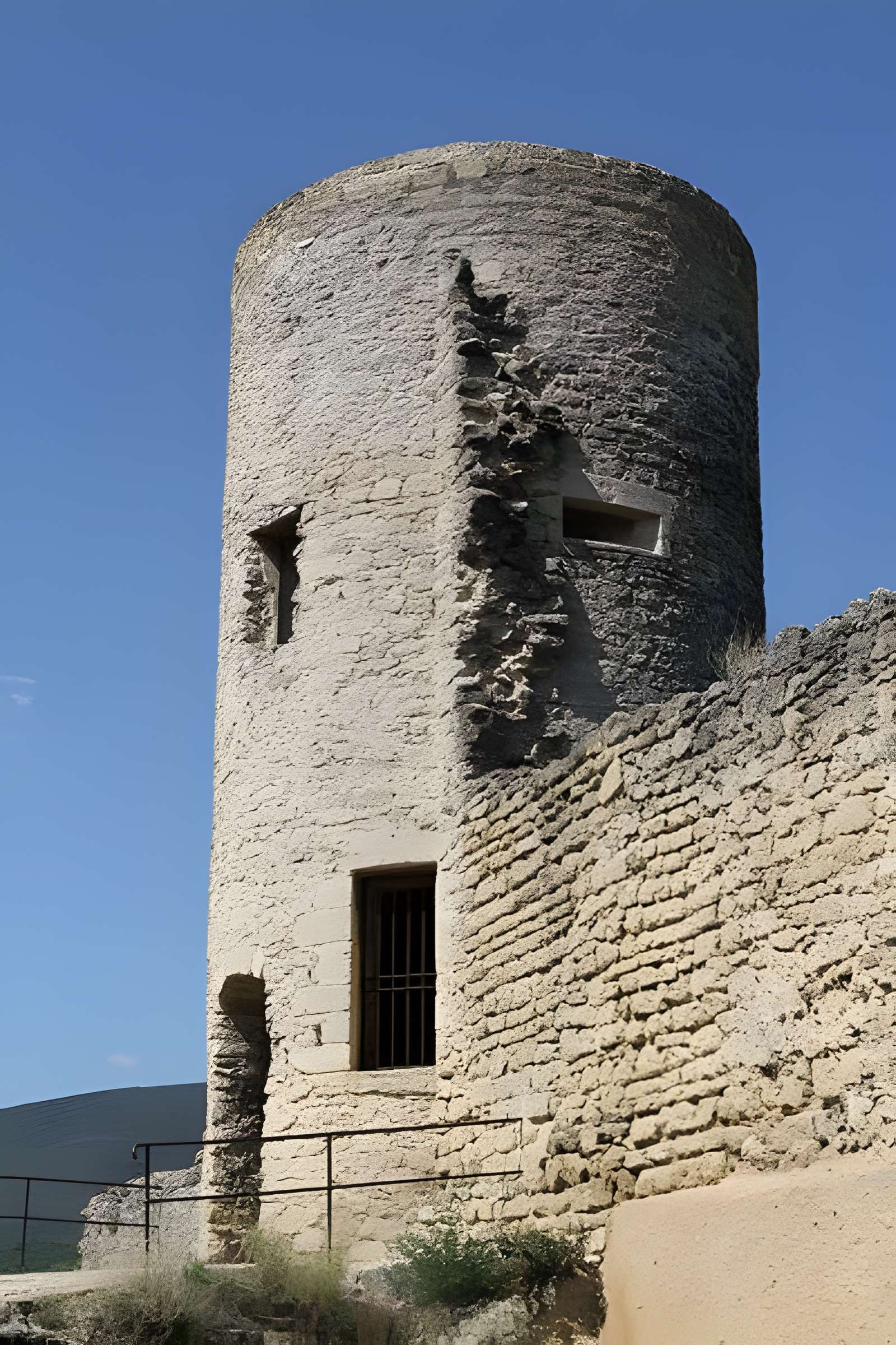 Enceinte médiévale de Cucuron
