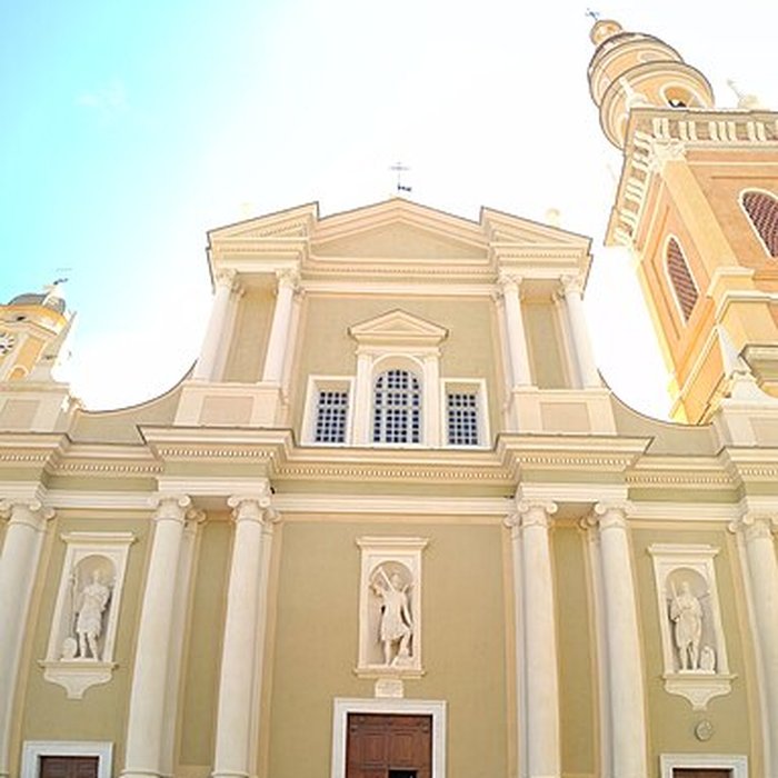 Photo de Eglise Saint-Michel, chapelle de la Conception et leurs abords