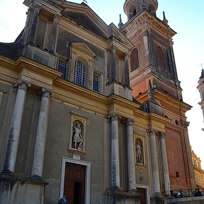 Photo de Eglise Saint-Michel, chapelle de la Conception et leurs abords