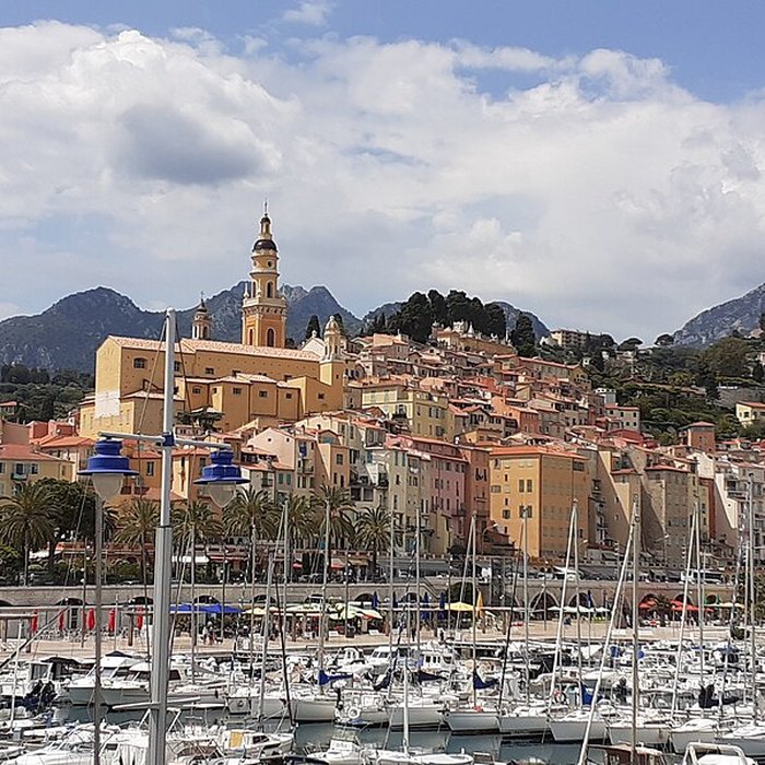 Photo de Eglise Saint-Michel, chapelle de la Conception et leurs abords