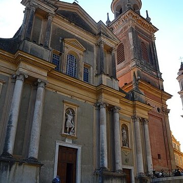 Eglise Saint-Michel, chapelle de la Conception et leurs abords