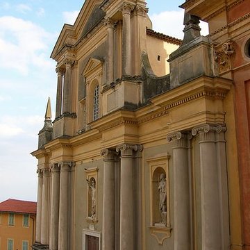 Eglise Saint-Michel, chapelle de la Conception et leurs abords