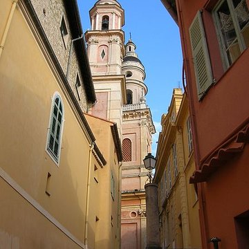 Eglise Saint-Michel, chapelle de la Conception et leurs abords