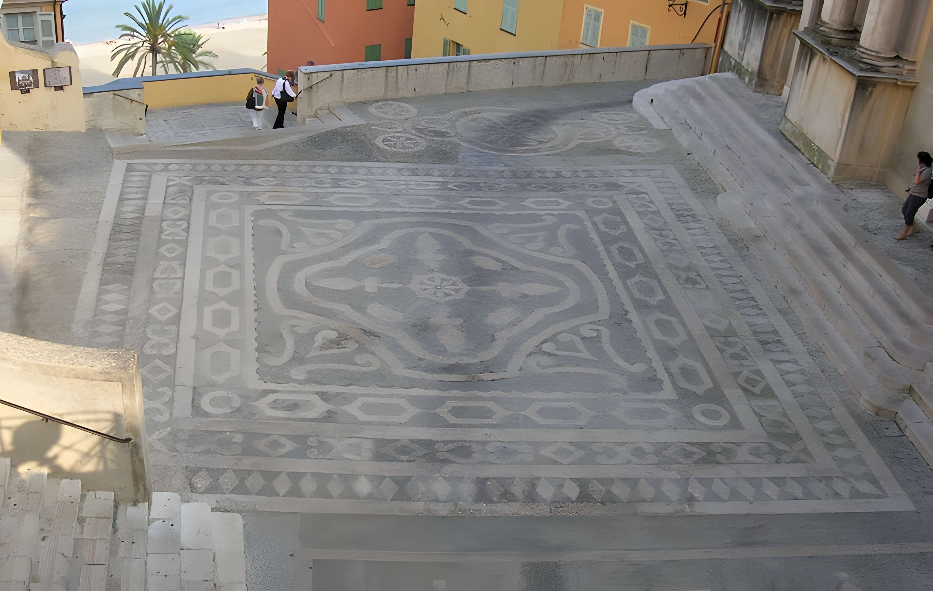 Eglise Saint-Michel, chapelle de la Conception et leurs abords