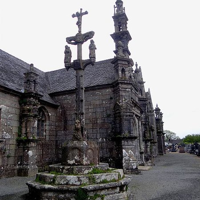 Photo de Enclos paroissial de Commana