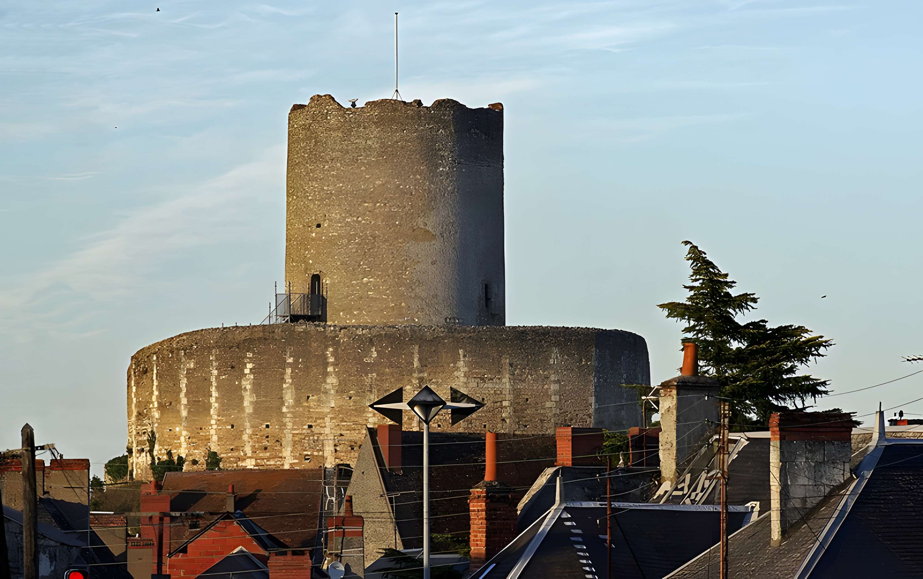 Ensemble castral de Châtillon-sur-Indre