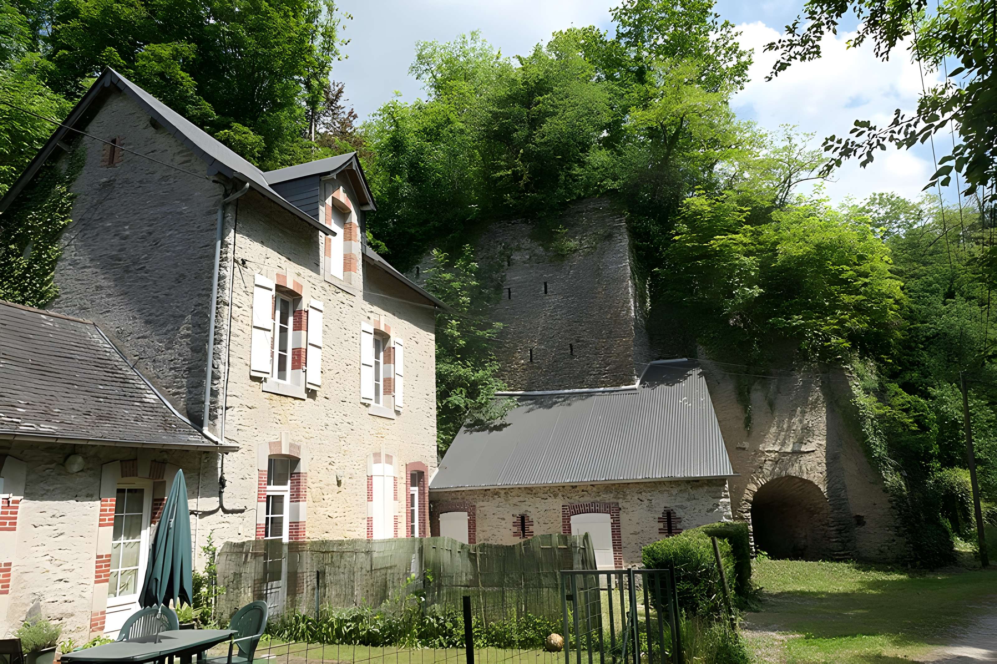 Ensemble chaufournier des Brosses à Saint-Berthevin