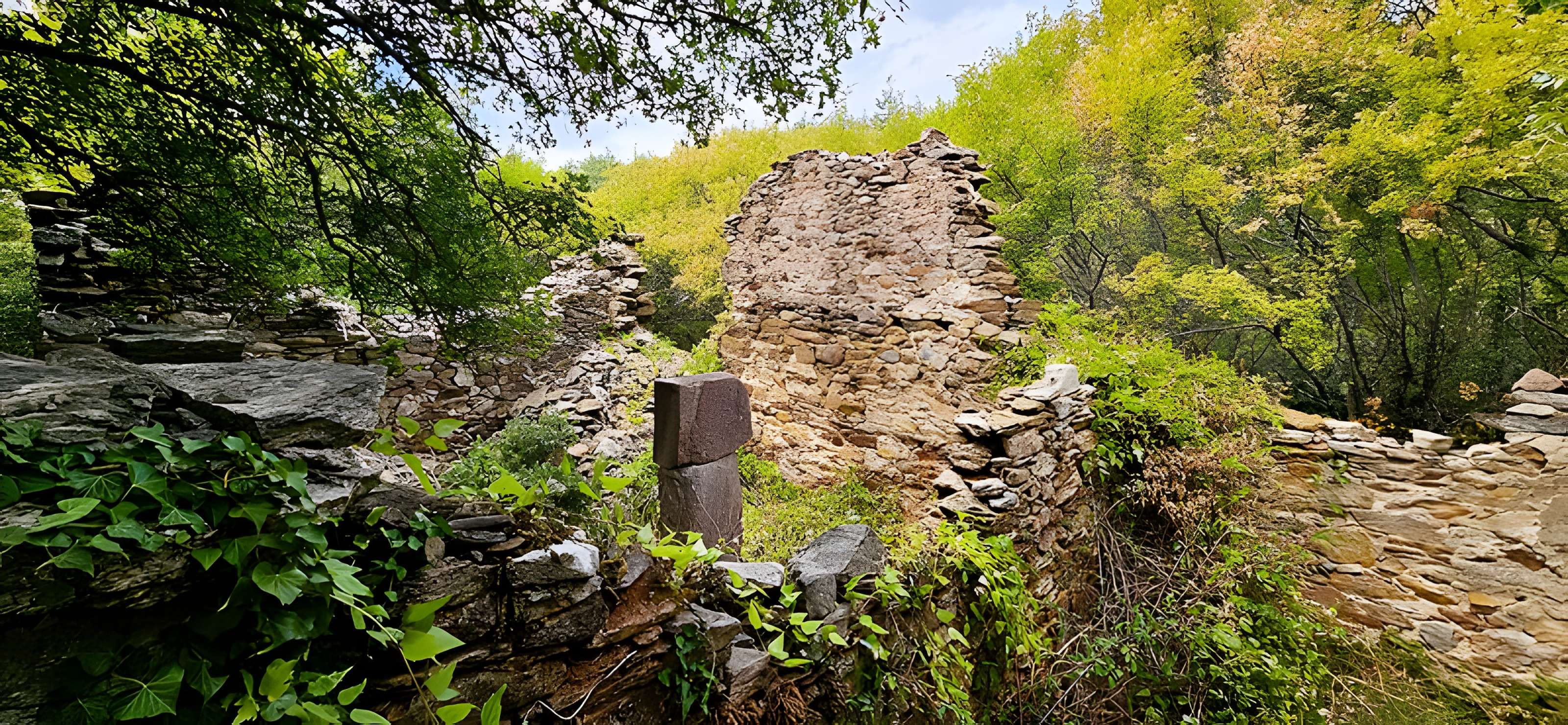 Ensemble marbrier du moulin de Biot à Félines-Minervois