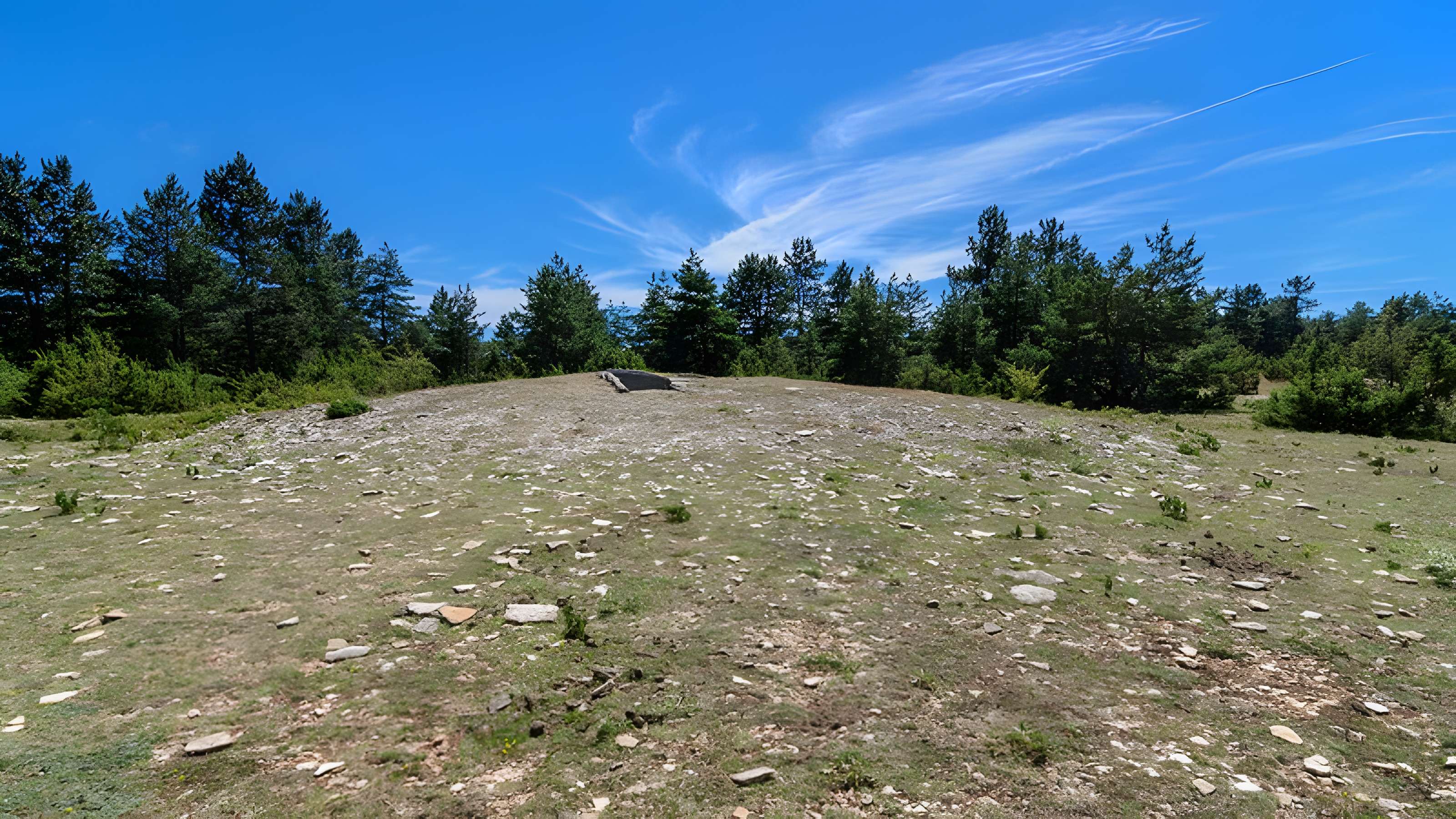 Ensemble mégalithique de l'Aire des Trois-Seigneurs à Laval-du-Tarn 