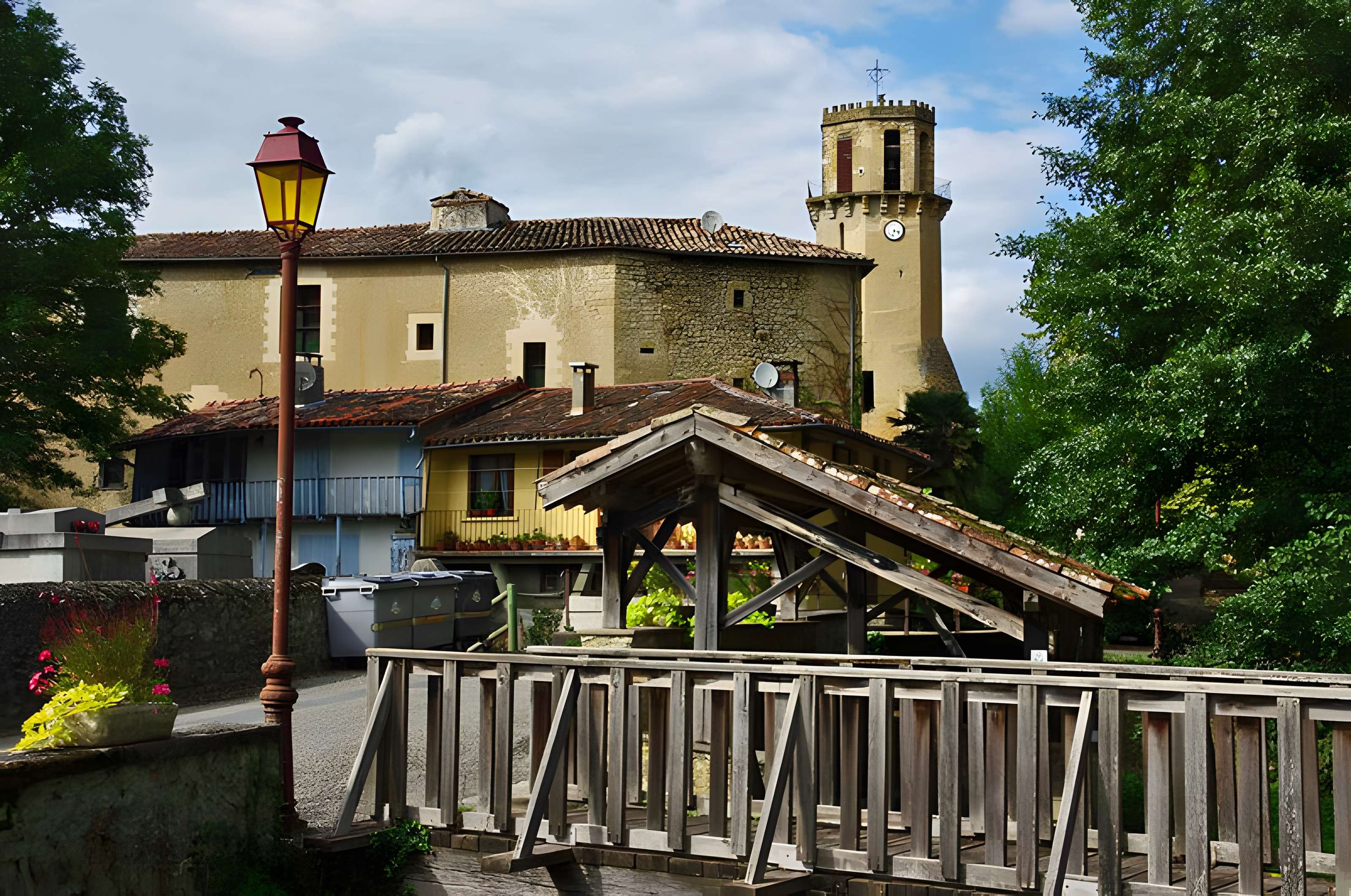 Ensemble monumental de Tourtouse