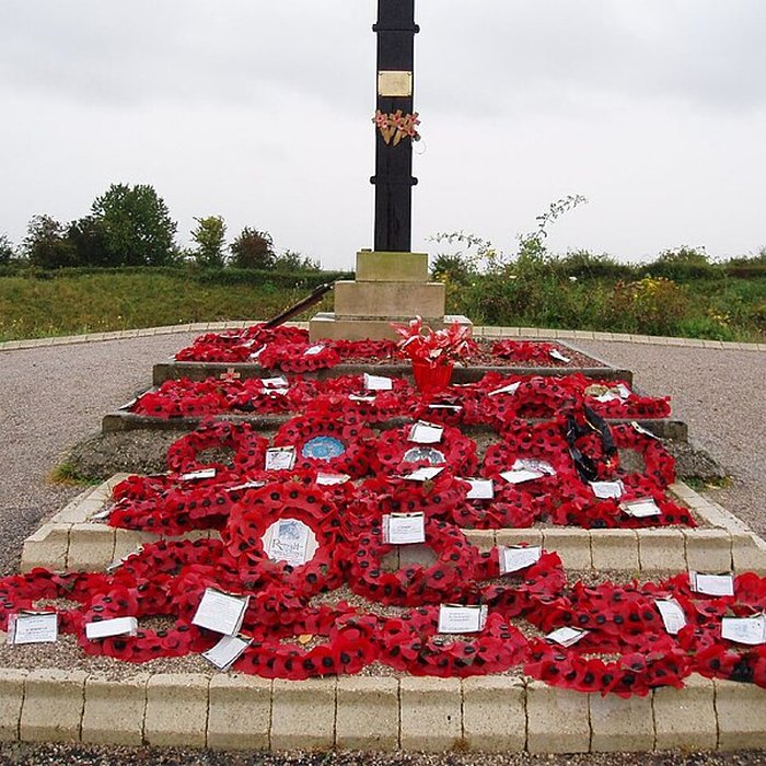 Photo de Entonnoir de mines de La Boisselle à Ovillers-la-Boisselle