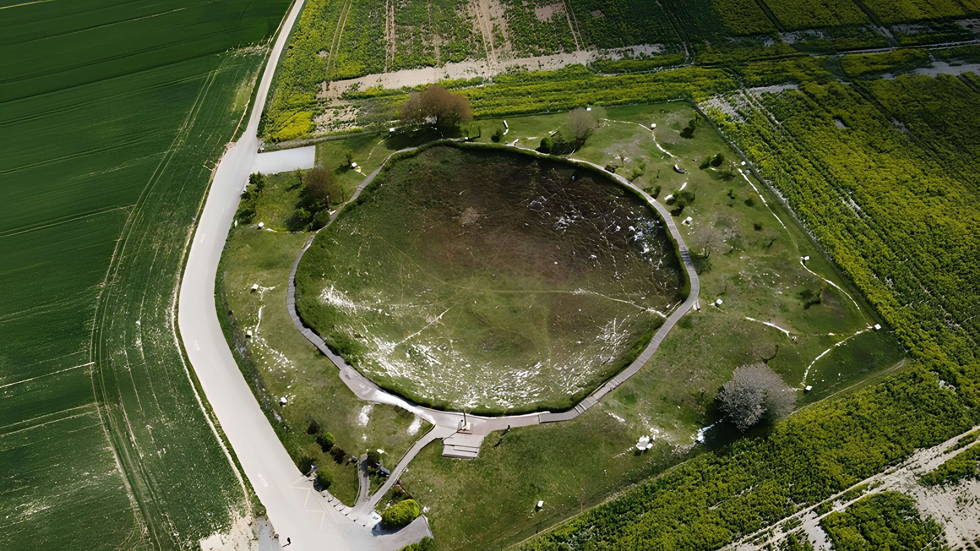 Entonnoir de mines de La Boisselle à Ovillers-la-Boisselle