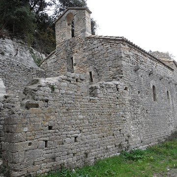 Ermitage tel quil est délimité par un mur denceinte