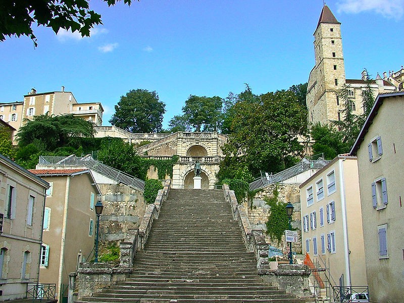 Photo de Escalier monumental d'Auch