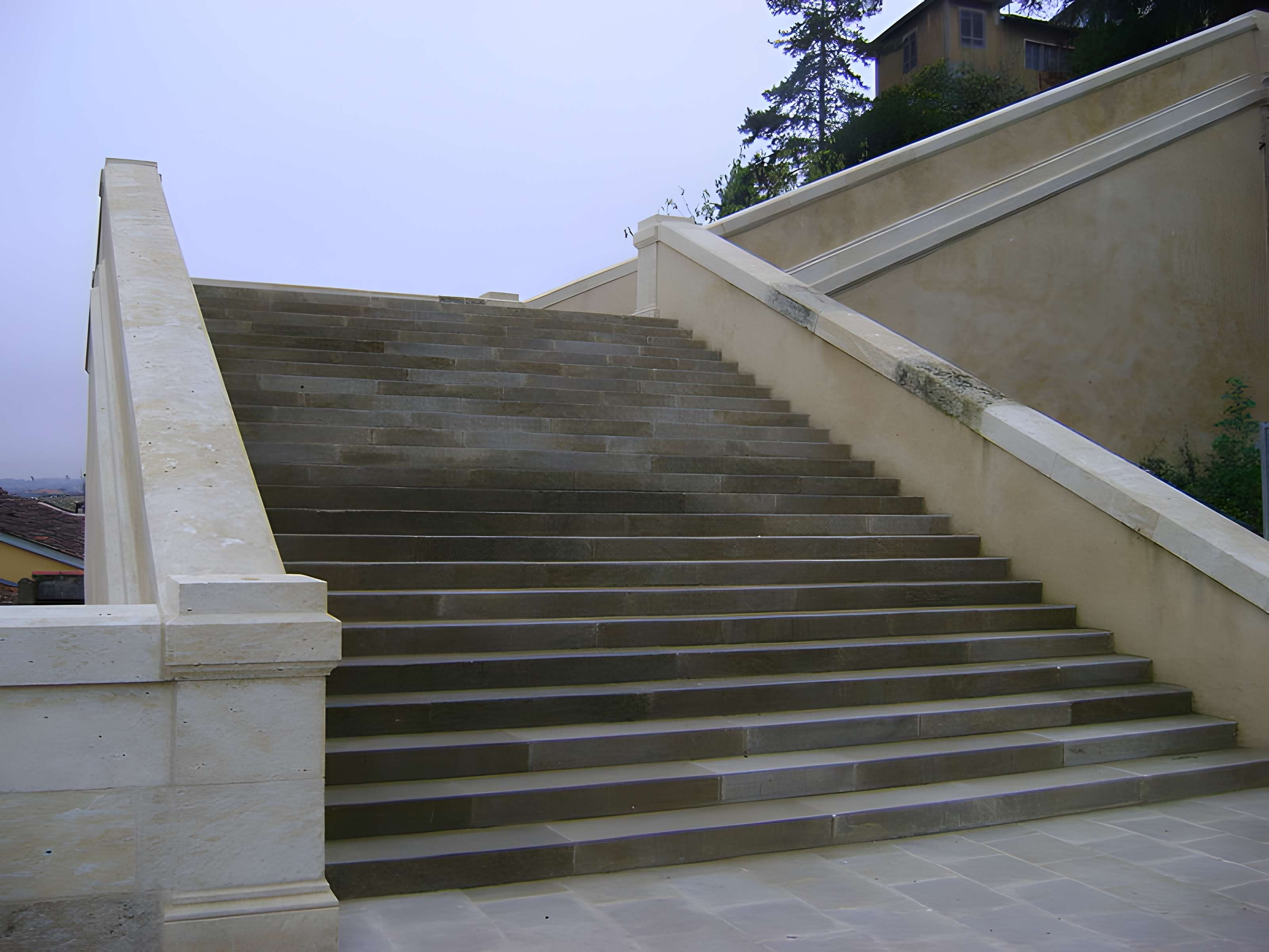Escalier monumental d'Auch