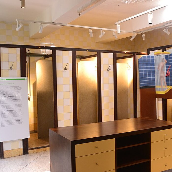 Photo de Établissement de bains Pommer à Avignon