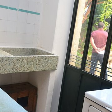 Établissement de bains Pommer à Avignon