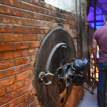 Établissement de bains Pommer à Avignon