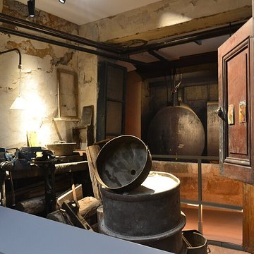 Établissement de bains Pommer à Avignon