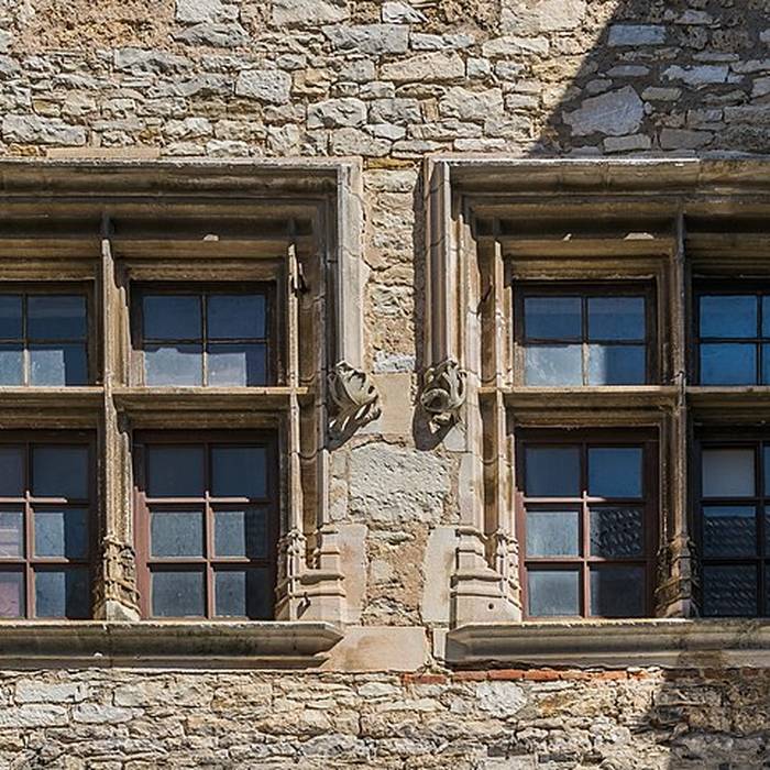 Photo de Étages de la maison Place des Conques à Villeneuve 