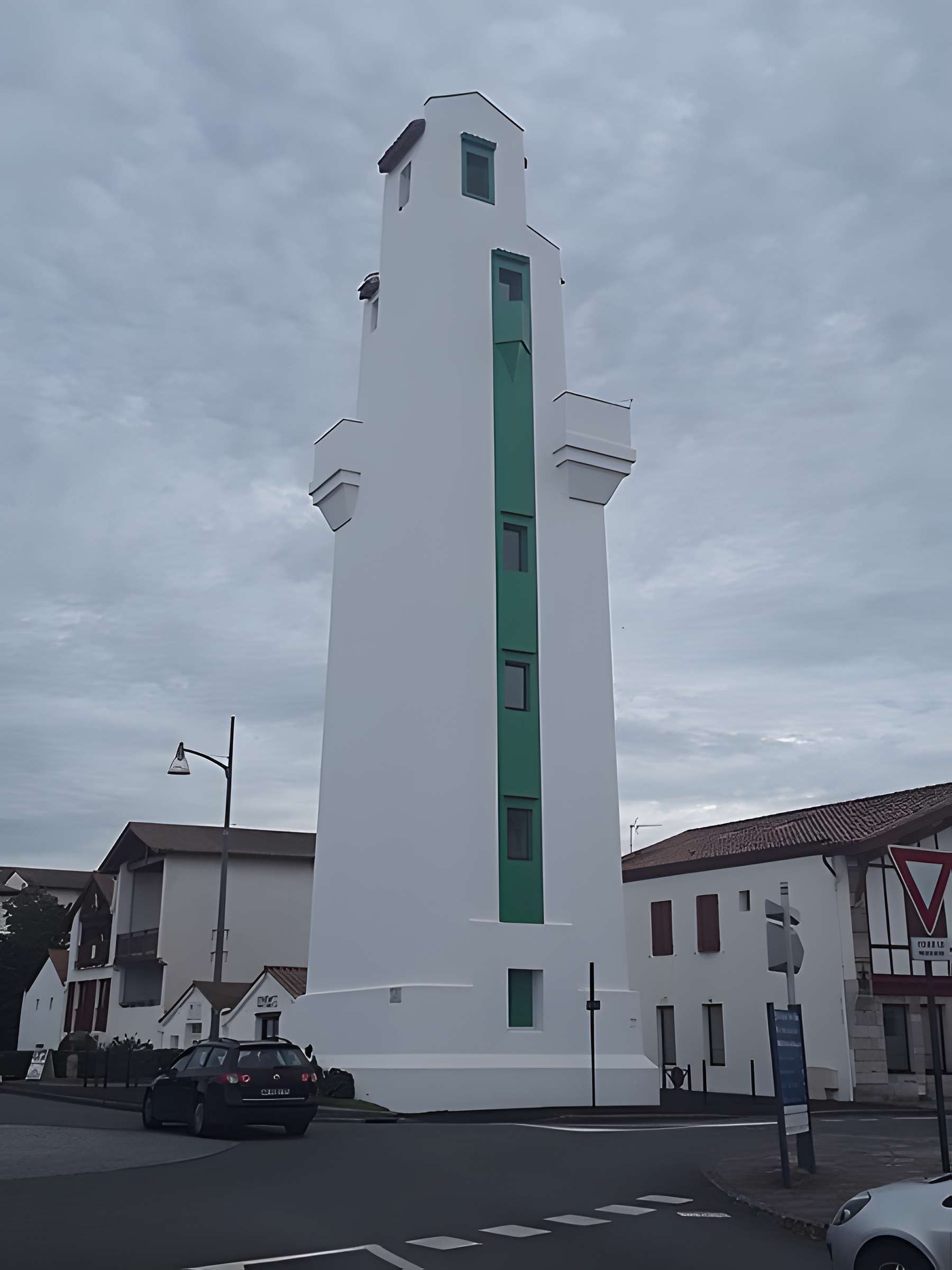 Feu amont d'alignement du port de Ciboure