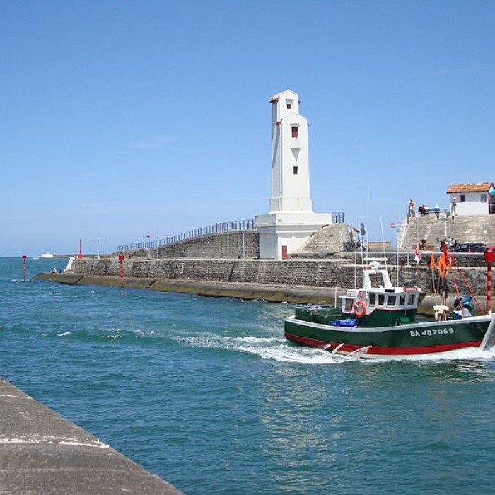 Photo de Feu aval dalignement du port à Saint-Jean-de-Luz