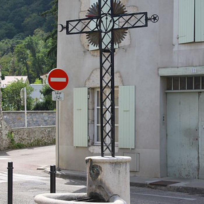 Photo de Fontaine Ancienne place au Plâtre de Sassenage