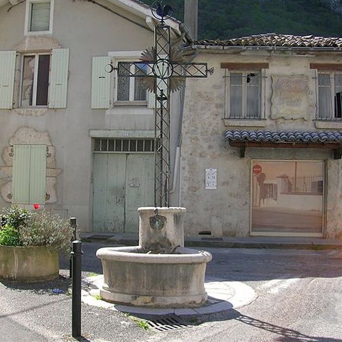 Photo de Fontaine Ancienne place au Plâtre de Sassenage