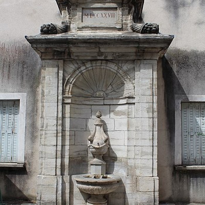 Photo de Fontaine aux Dauphins de Lons-le-Saunier