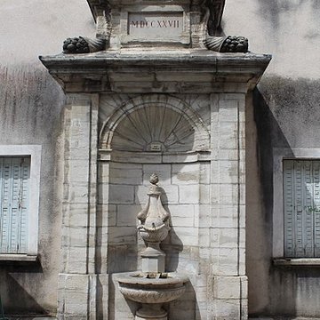 Fontaine aux Dauphins de Lons-le-Saunier