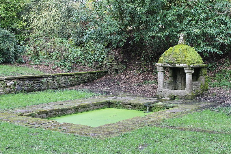 Photo de Fontaine de Bréhardec à Questembert