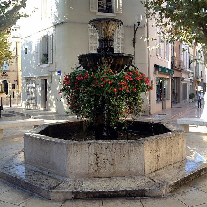 Photo de La fontaine du XVIIIe siècle