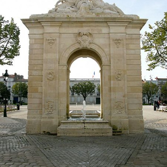 Photo de Fontaine de la place Colbert à Rochefort
