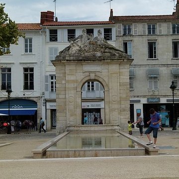 Fontaine de la place Colbert à Rochefort