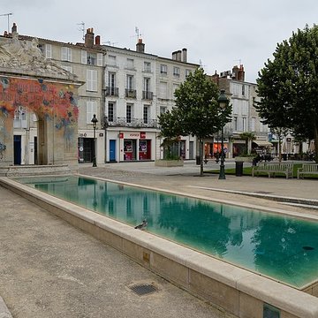 Fontaine de la place Colbert à Rochefort