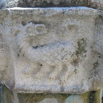 Fontaine de la place de la Mairie de Besse-sur-Issole